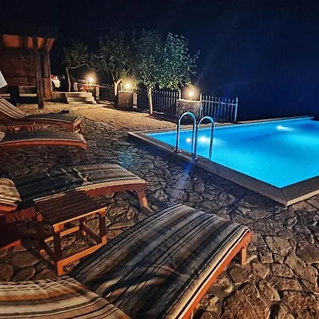 Villa Aurora-heated Pool With Salt Water Zagvozd