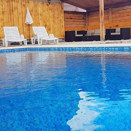 Villa Aurora-heated Pool With Salt Water